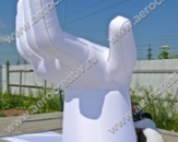Надувная декорация "Рука" для выступления гимнастки. Размер изделия: высота конструкции до 2,5м.