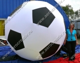 Большой надувной спортивный шар "Футбольный мяч", диаметром 2,7м, для переноски на руках