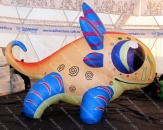 Надувная фигура "Ящерица" с максимальным размером 4.5м. Конструкция предназначена для переноса на руках во время карнавальных шествий
