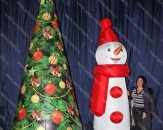 Надувные фигуры для новогоднего оформления "Дед Мороз Веселый" высотой 5.0 м и "Снеговик Веселый" высотой 4.0 м (теги: елочная игрушка, новогодняя фигура, новогодние фигуры, новогоднее оформление)