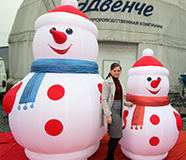 Надувные фигуры для новогоднего оформления "Снеговик Мультипликационный" высотой 3,0 м и 2,0 м (теги: елочная игрушка, новогодняя фигура, новогодние фигуры, новогоднее оформление)
