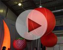 Надувные елочные игрушки "Бархатный шар" диаметром 1,5 и 2,0 м, оснащены системой подсветки в виде гирлянды
